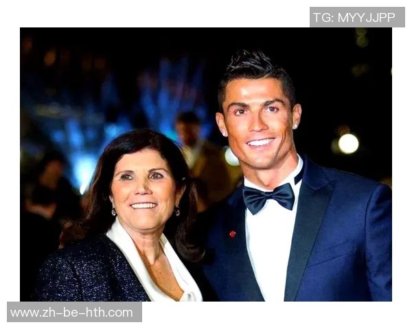 从贫民窟到绿茵场 足球巨星的逆袭之路与奋斗传奇